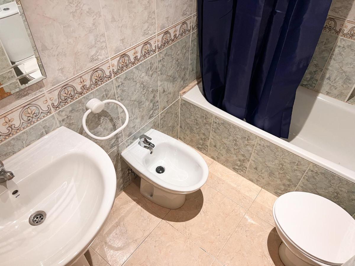 Apartamentos Boutique Playa 卡巴尼斯 外观 照片