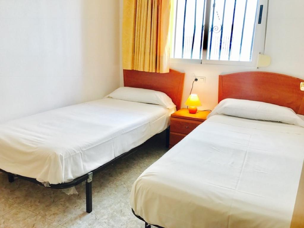 Apartamentos Boutique Playa 卡巴尼斯 外观 照片