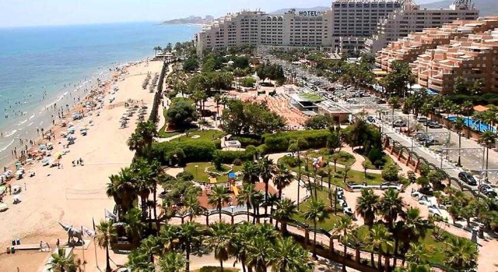 Apartamentos Boutique Playa 卡巴尼斯 外观 照片